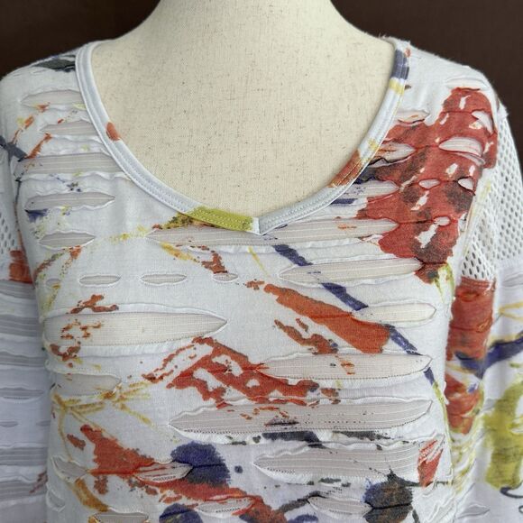 Ali Miles Tunic Top MEDIUM Distressed Abstract Spatter White Mesh Accents - Picture 2 of 9